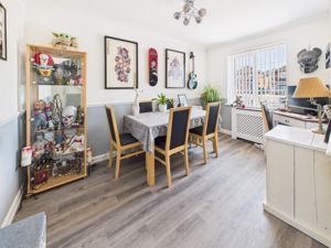 Dining Room- click for photo gallery